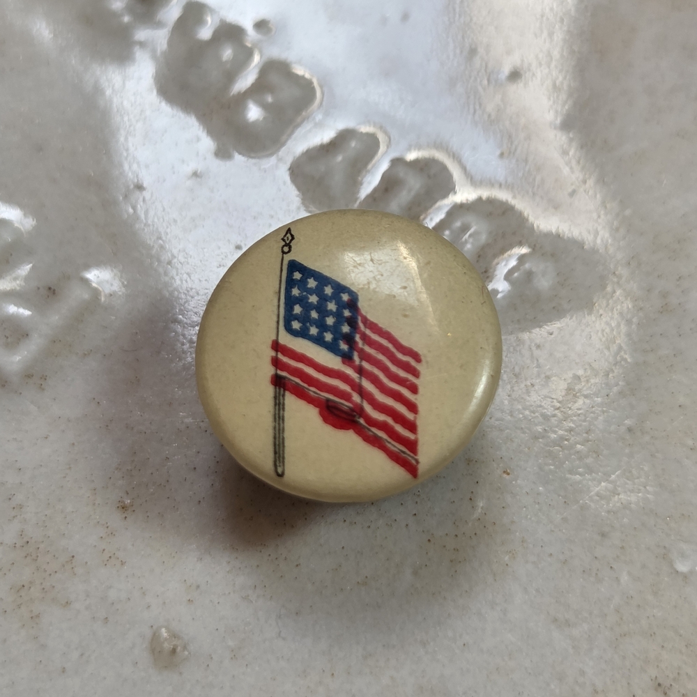 Happy 250th USA Vintage Patriotic American Flag Lapel Button